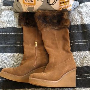 Ugh wedge boots size 10